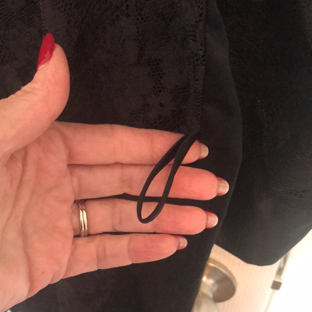 Victoria’s Secret Vintage Black Lace Robe - Picture 9 of 9